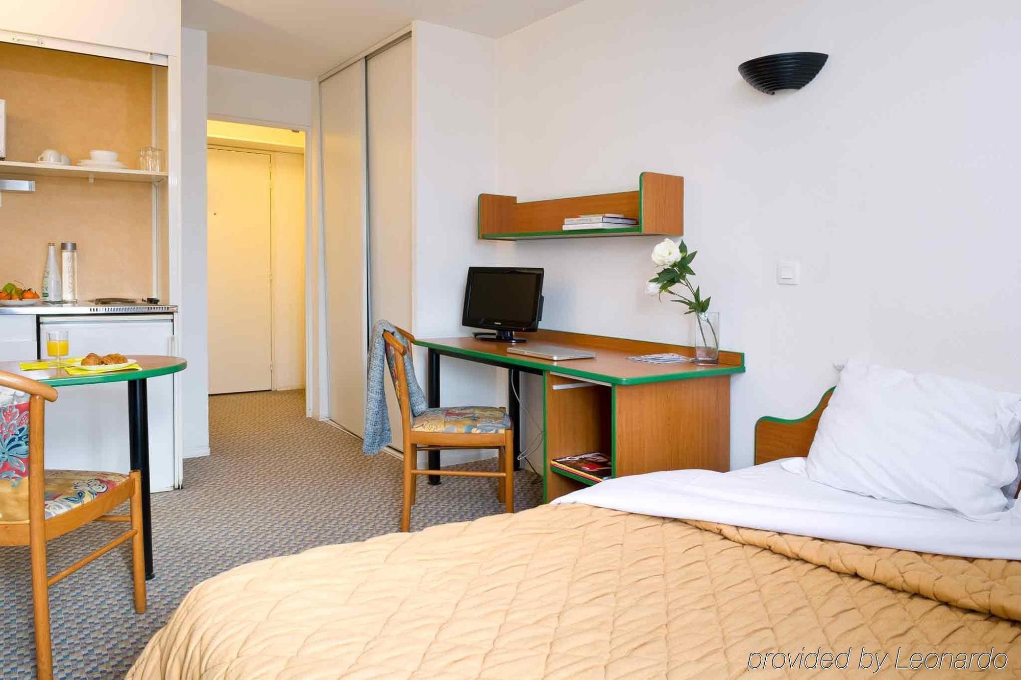 Aparthotel Adagio Access Paris Майсонс-Алфорт Стая снимка
